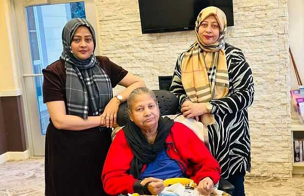 তিন বোনের সঙ্গে অভিনয়শিল্পী জাহানারা