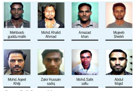 ভুপালে জেলপালানো ৮ জনকে এনকাউন্টারে হত্যা, রাজনৈতিক বিতর্ক