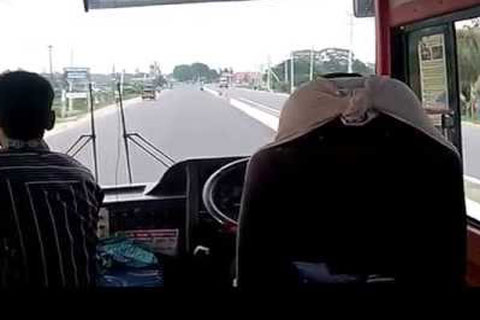 বাসের ধাক্কায় নিহত হিউম্যান হলারের ৯জন