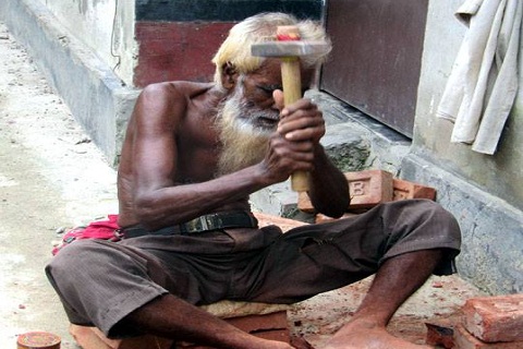 কেউ কথা রাখেনা, কেন!
