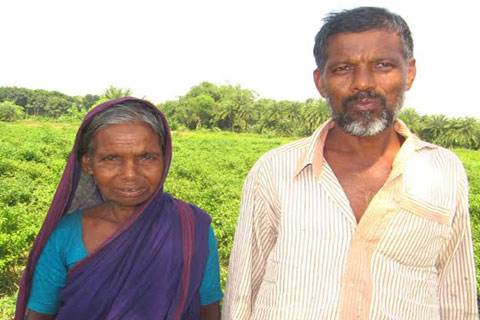 ছেলে শহিদুলের সঙ্গে সুখিরণ