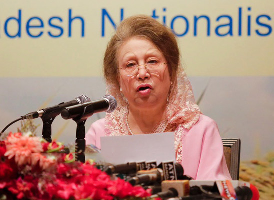 নির্বাচনে অযোগ্য ঘোষণা করতে নীল নকশা করছে সরকার : খালেদা জিয়া