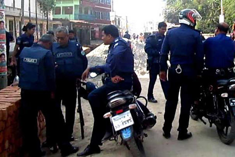 নাটোরে ছাত্রলীগ-বিএনপি সংঘর্ষ, গুলিবিদ্ধ ২