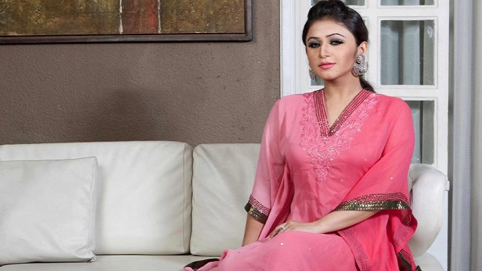 মডেল-অভিনেত্রী ফারিয়া শাহরিন মডেল-অভিনেত্রী ফারিয়া শাহরিন
