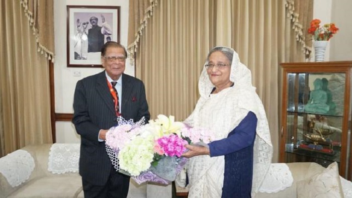প্রধানমন্ত্রী শেখ হাসিনার সঙ্গে দেখা করে আওয়ামী লীগে যোগ দিলেন বিএনপির ভাইস চেয়ারম্যান ইনাম আহমদ চৌধুরী প্রধানমন্ত্রী শেখ হাসিনার সঙ্গে দেখা করে আওয়ামী লীগে যোগ দিলেন বিএনপির ভাইস চেয়ারম্যান ইনাম আহমদ চৌধুরী