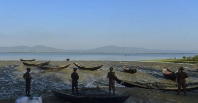 মিয়ানমার থেকে ৪ বাংলাদেশি ফিরছেন বুধবার