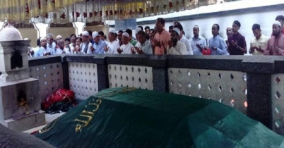 শাহ জালালের মাজার জিয়ারত করলেন ঐক্যফ্রন্ট নেতারা