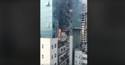 গুলশানের সিলভার টাওয়ারে আগুন, নিয়ন্ত্রণে ১০ ইউনিট