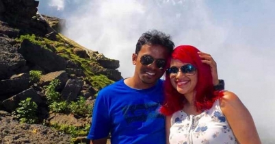 সেলফি তুলতে গিয়ে প্রাণ গেলো দম্পতির 