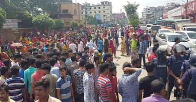 গাজীপুরে শ্রমিক মৃত্যুর গুজবে বিক্ষোভ, অর্ধশত কারখানায় ছুটি