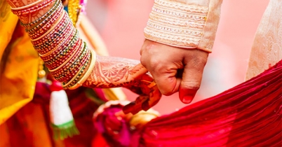 ছেলের জন্য ঠিক করা পাত্রী বিয়ে করলেন বাবা!