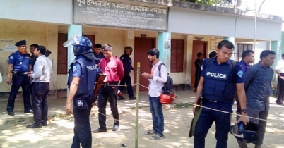 ভোটকেন্দ্রে সংঘর্ষে পুলিশ গুলিবিদ্ধ