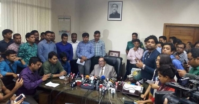 মত প্রকাশ করতে না দেয়ায় অপমানিত বোধ করেছি