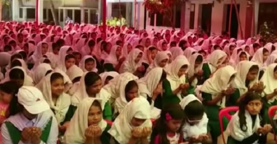 ফটিকছড়িতে সিগারেট ফোঁকায় ছাত্রীদের টিসি, অতপর বিয়ে