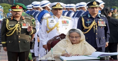 মুক্তিযোদ্ধাসহ উত্তরাধিকারীদের সংবর্ধনা দিলেন প্রধানমন্ত্রী