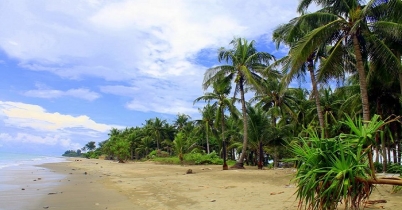 সেন্টমার্টিনে পর্যটক ‘নো এন্ট্রি’