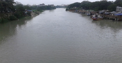 তুরাগ নদীতে ট্রলার ডুবে নিখোঁজ ১২