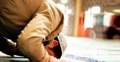 মসজিদে ঢুকেই দু’রাকাত নামাজ...