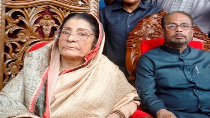 জিএম কাদের ও রওশন এরশাদ (ফাইল ফটো) জিএম কাদের ও রওশন এরশাদ (ফাইল ফটো)
