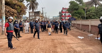 হাটহাজারীতে হেফাজত-পুলিশ সংঘর্ষ, নিহত ৪