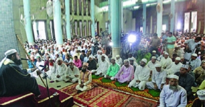 জুমার খুতবায় করোনা প্রতিরোধে করণীয় নিয়ে আলোচনার আহ্বান