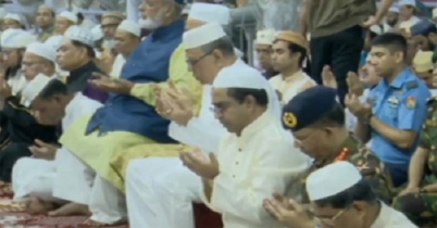 ঈদের প্রধান জামাতে রাষ্ট্রপতিসহ বিশিষ্ট ব্যক্তিদের নামাজ আদায়