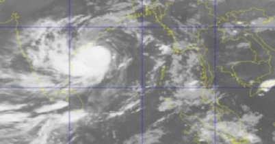 মোংলা-পায়রায় ৭, চট্টগ্রাম সমুদ্রবন্দরে ৬ নম্বর বিপদ সংকেত