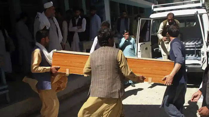 আফগানিস্তানে তিন নারী স্বাস্থ্যকর্মীকে গুলি করে হত্যা