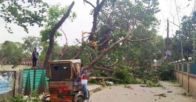 গাইবান্ধায় কালবৈশাখী ঝড়ে ৮ জনের প্রাণহানী