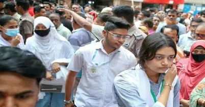 পরীক্ষার হল থেকে বেরিয়ে যেসব আচরণ না করাই ভালো