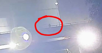 ফ্লাইওভারের রেলিংয়ে ঝুলছিল লাশটি